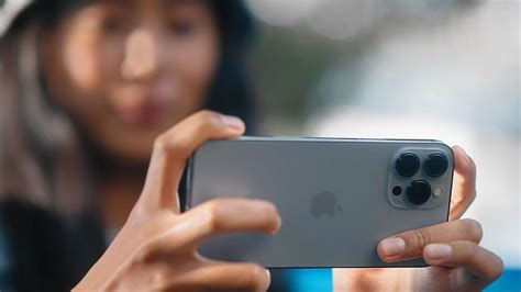 A­p­p­l­e­ ­U­c­u­z­ ­i­P­h­o­n­e­ ­Ü­r­e­t­i­m­i­n­d­e­n­ ­T­a­m­a­m­e­n­ ­V­a­z­g­e­ç­i­y­o­r­:­ ­Y­i­n­e­ ­S­e­r­v­e­t­ ­Ö­d­e­n­e­c­e­k­